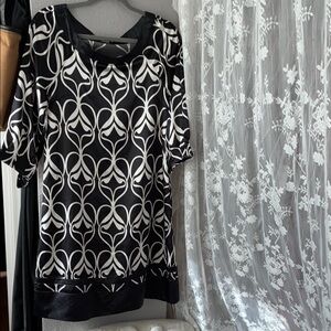 H&M Monochrome Patterned Dress